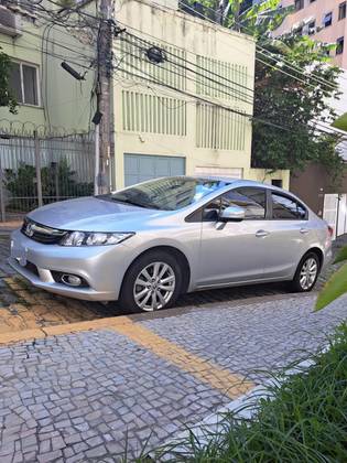 HONDA CIVIC 2.0 LXR 16V FLEX 4P AUTOMÁTICO HONDA CIVIC 2.0 LXR 16V FLEX 4P AUTOMÁTICO